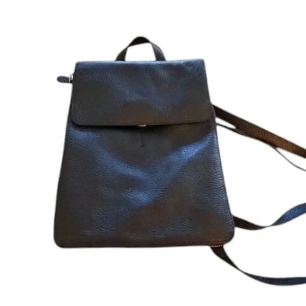 Mazzini black leather